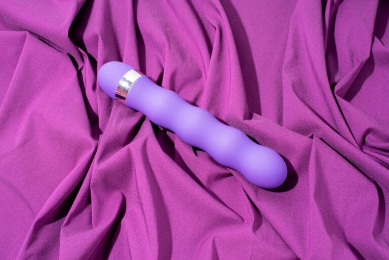 Mini vibrador anal, vaginal y estimulador de clítoris y pezones